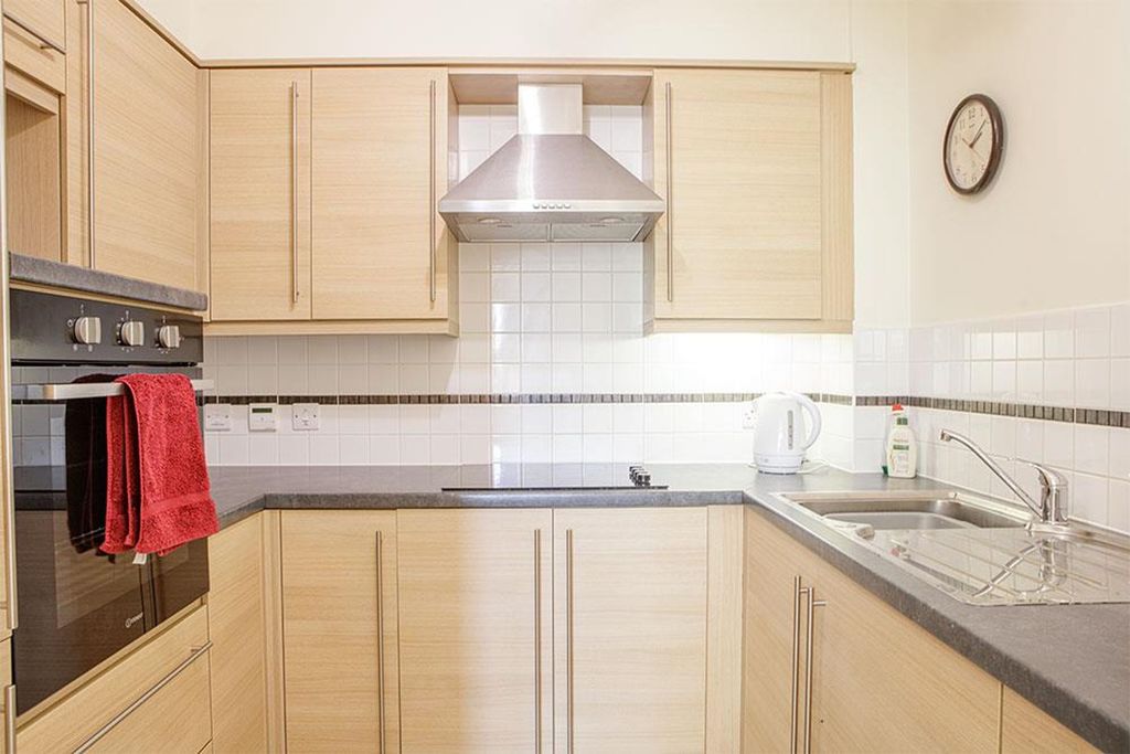 Property photo 2 of 12