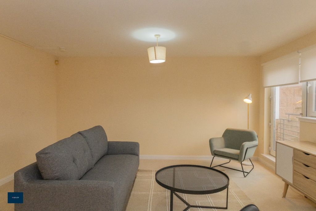 Property photo 2 of 10 Photo 2