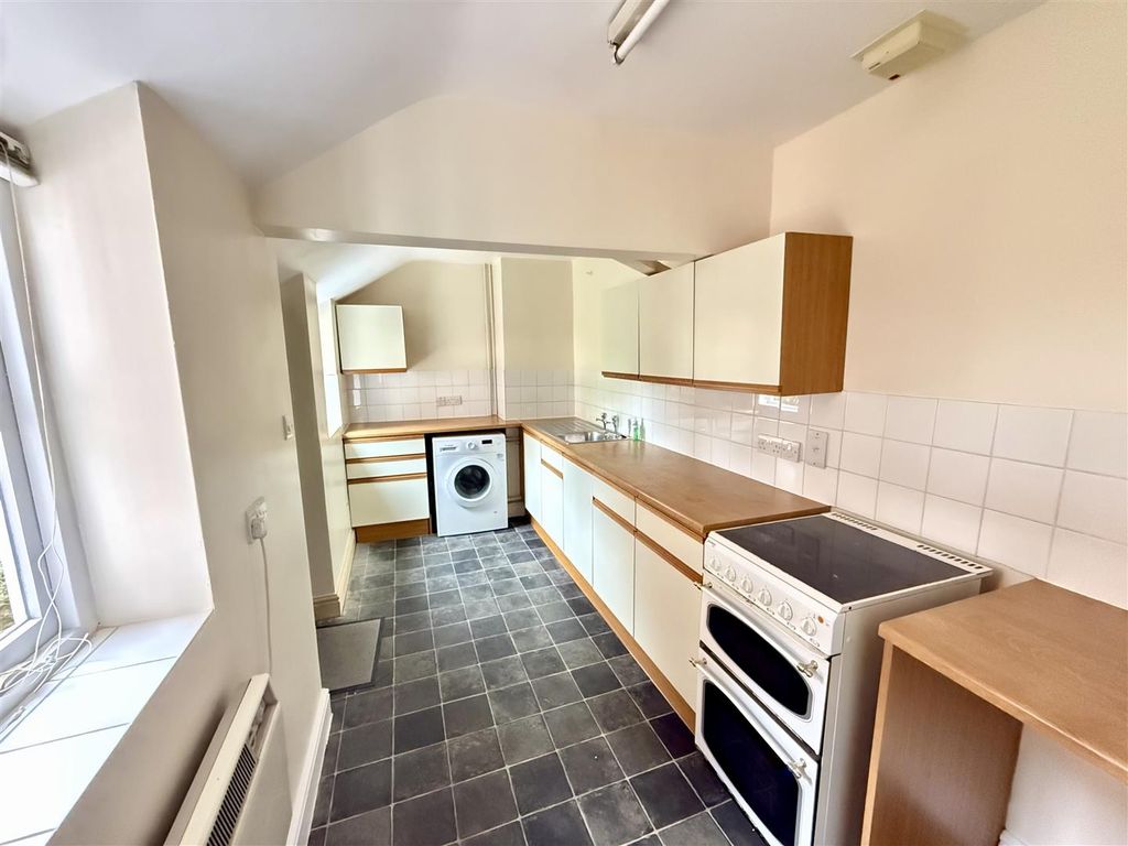 Property photo 2 of 11 Img_8495.Jpg