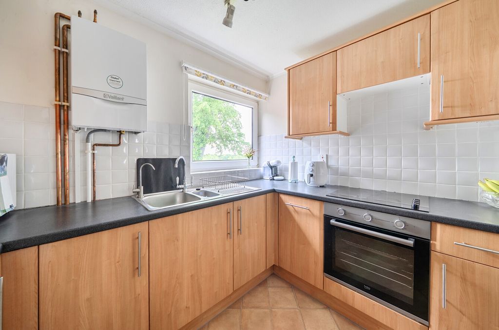 Property photo 3 of 21 1457847-1-69Fb783...