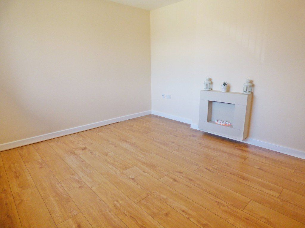 Property photo 3 of 16 Picture No. 14