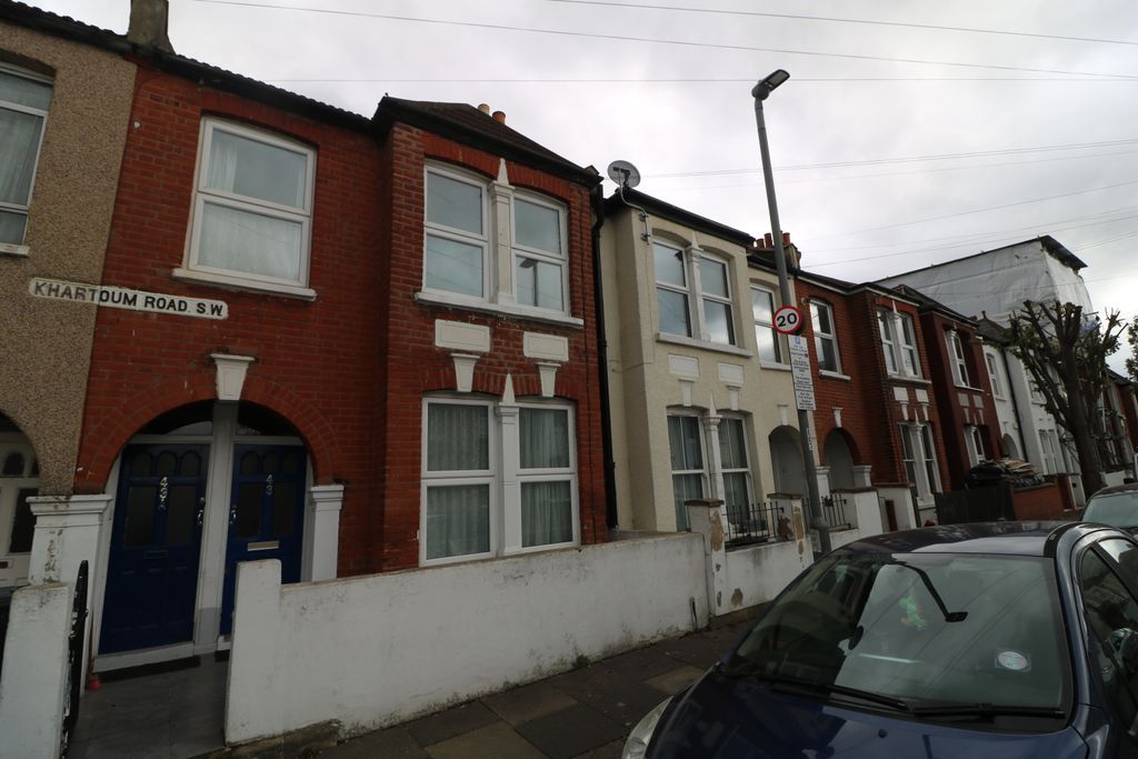 Property photo 1 of 14
