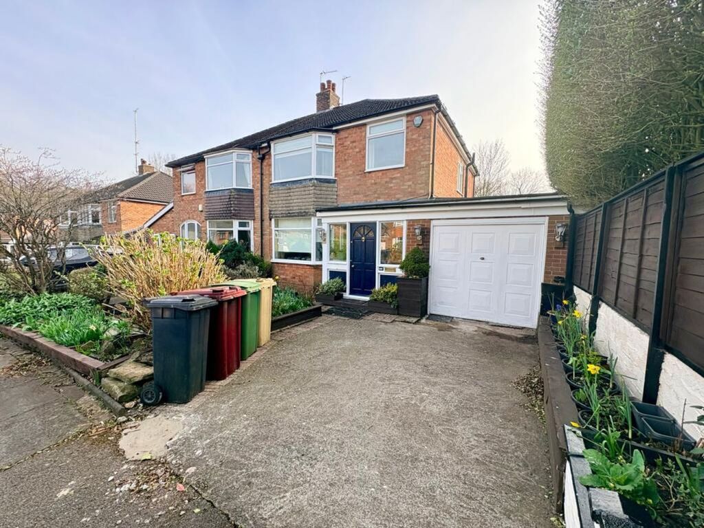 Property photo 2 of 33