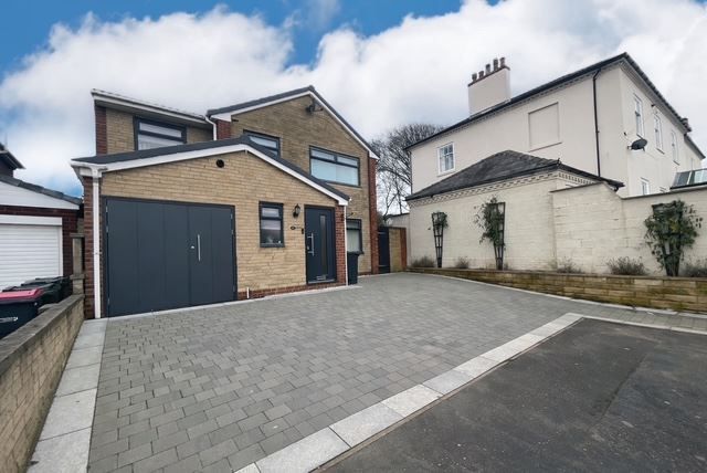 Property photo 1 of 21 Front