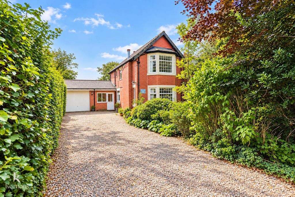Property photo 3 of 36 1.Jpg
