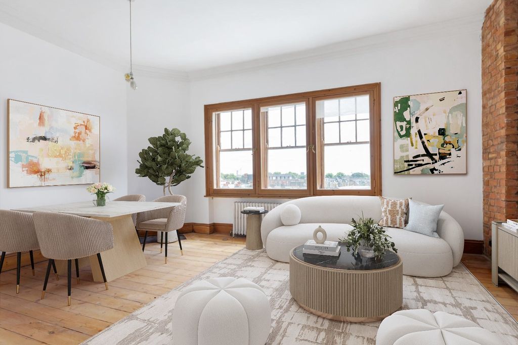 Property photo 3 of 8