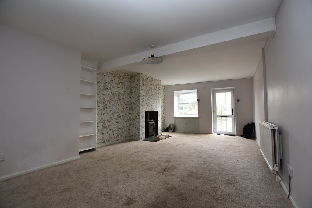 Property photo 3 of 17 Photo 15