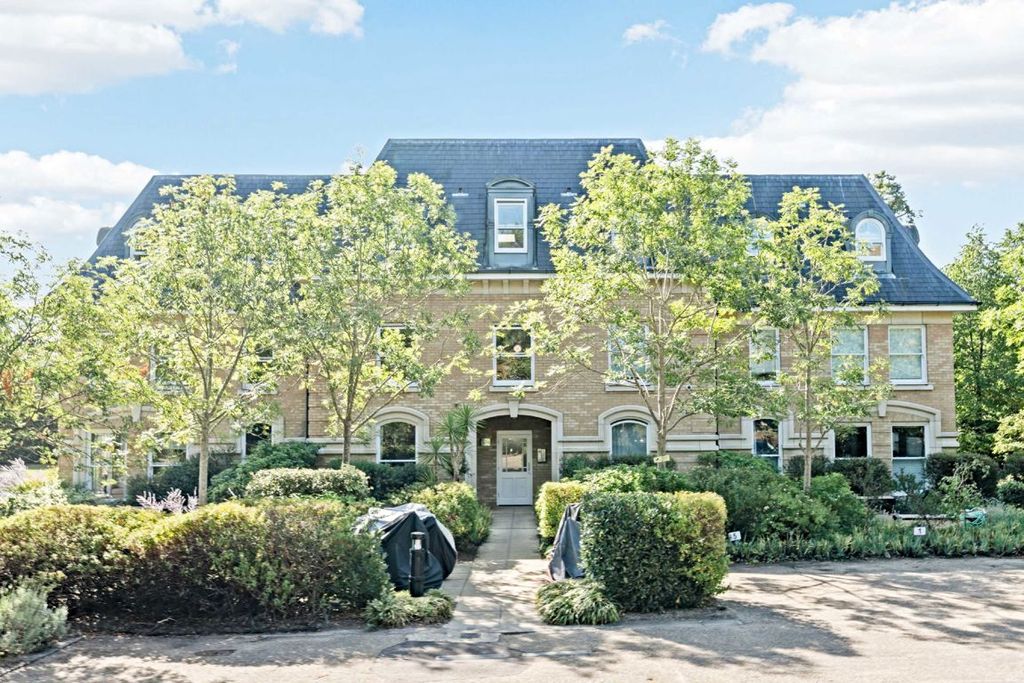 Property photo 1 of 6
