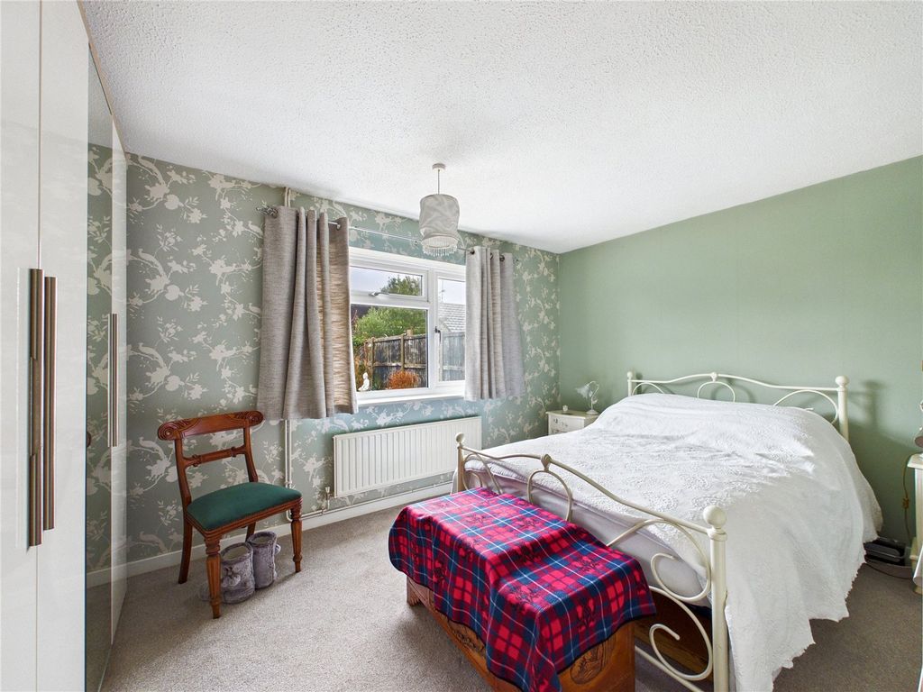 Property photo 3 of 19 Picture No. 32