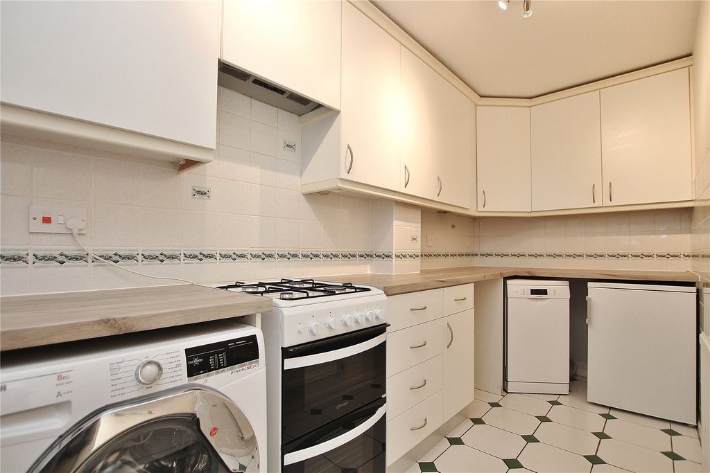 Property photo 2 of 11 Picture No. 07