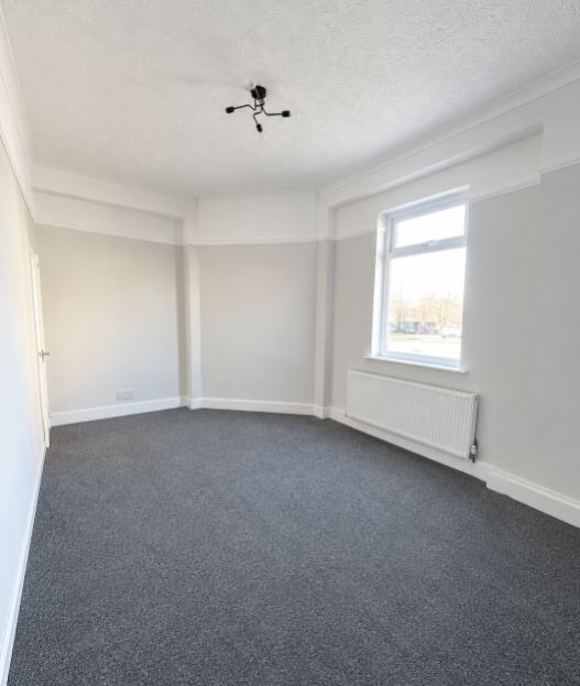 Property photo 2 of 9 5