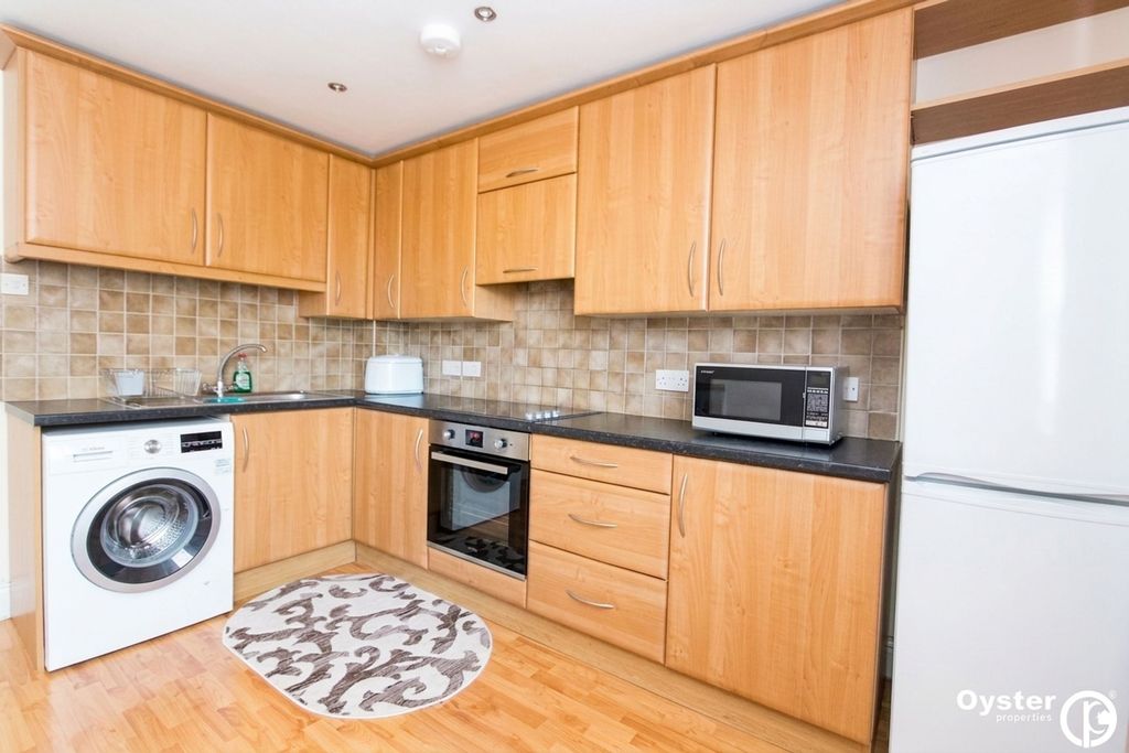 Property photo 2 of 4
