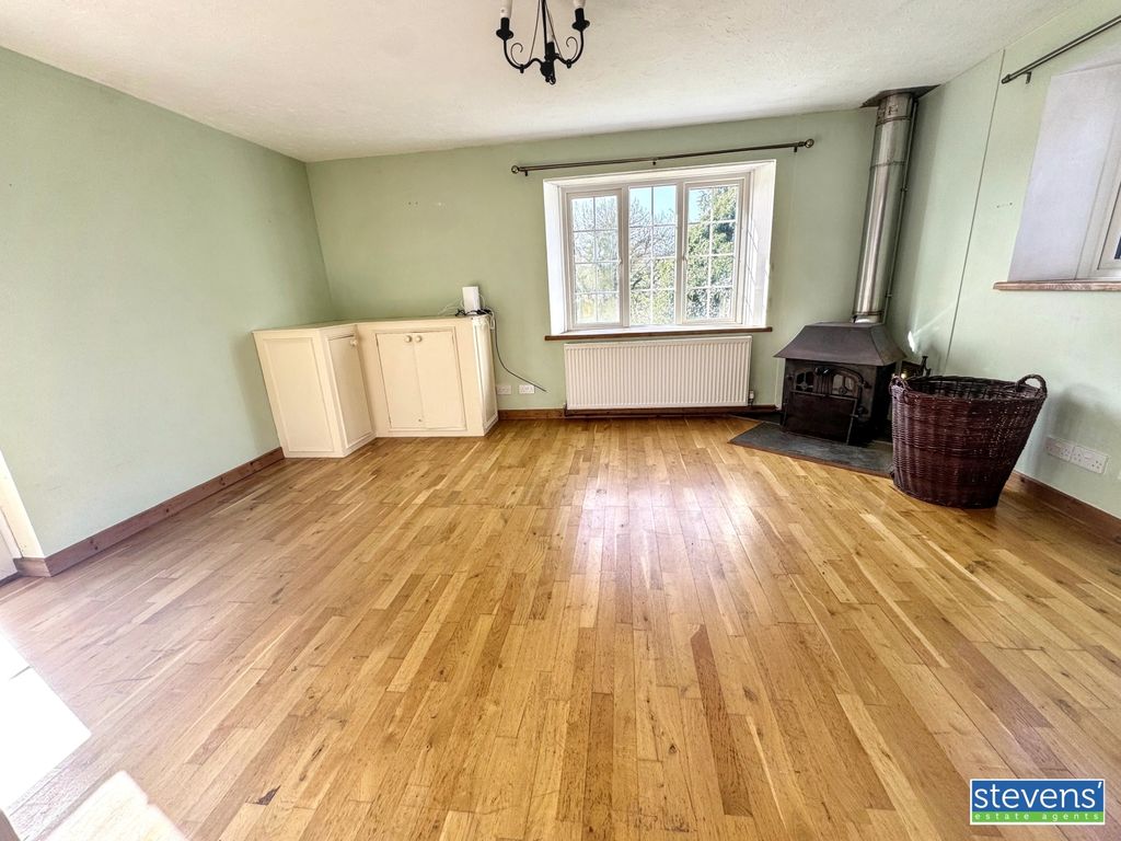 Property photo 2 of 21 Img_9016