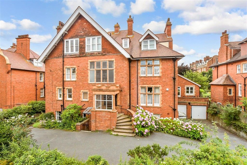 Property photo 2 of 12 External (Web)