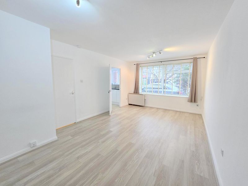 Property photo 3 of 18 Photo 24