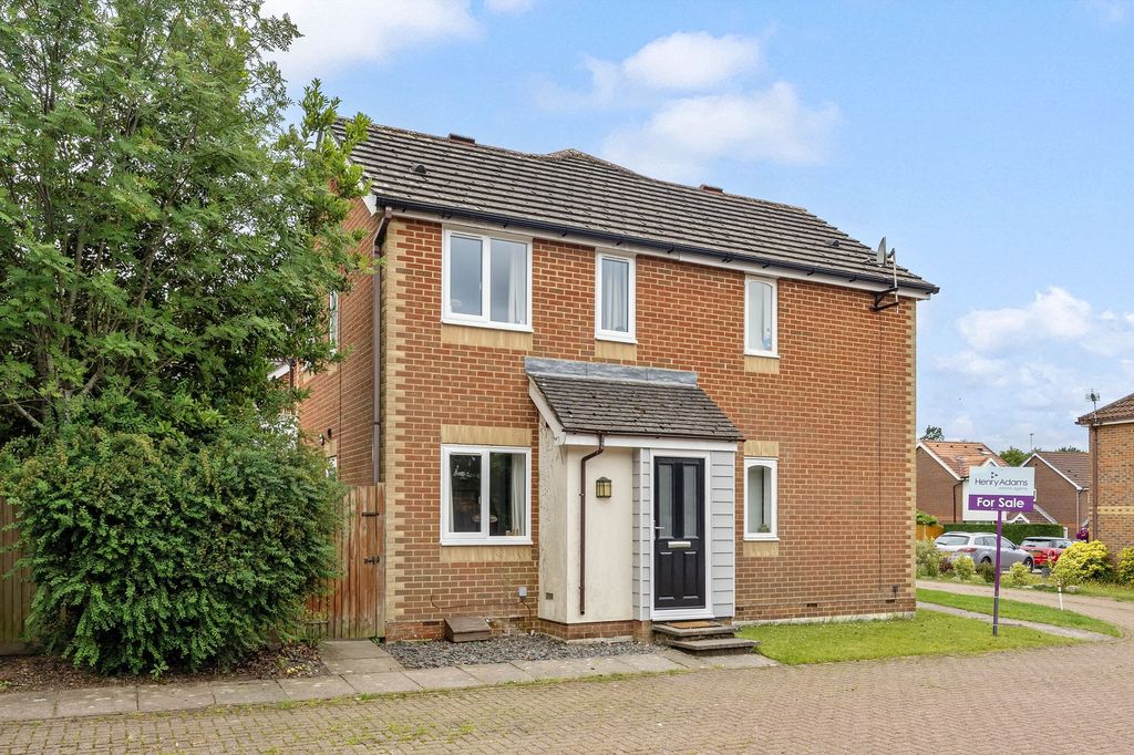 Property photo 1 of 15
