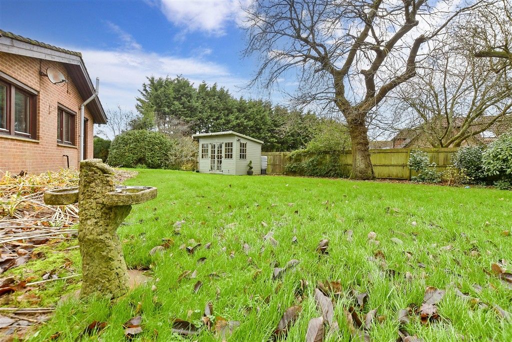 Property photo 2 of 25 External Lifestyle Photograph