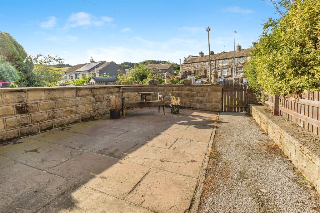 Property photo 2 of 13
