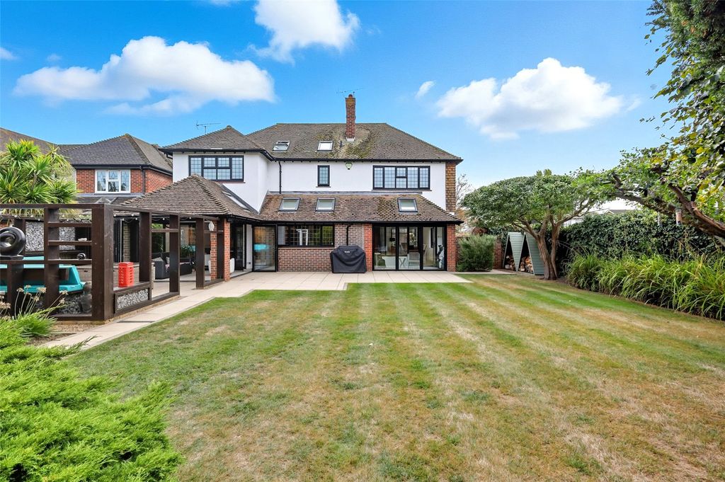 Property photo 3 of 37 Picture No. 45