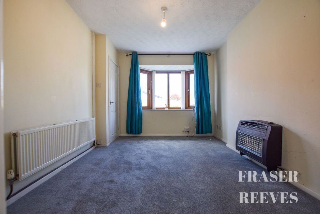 Property photo 2 of 20 Lounge