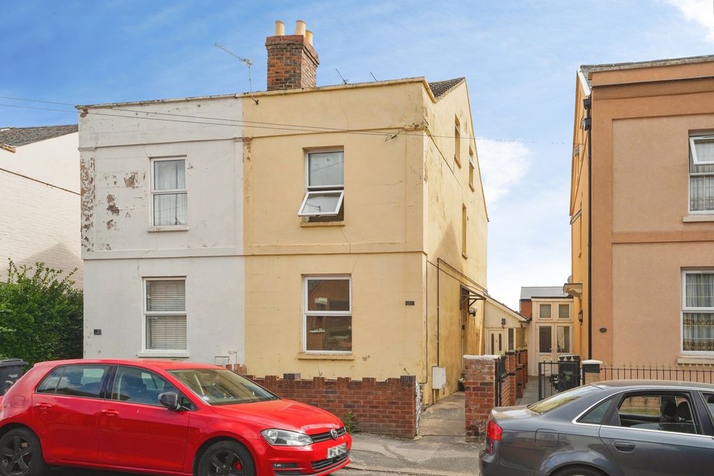 Property photo 1 of 19 Pbox-Img.Jpg