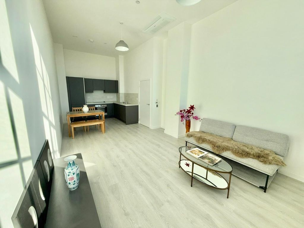 Property photo 2 of 14 13442E9A-B2F2-45B7-B21d-55d4E5143Fbb.Jpg