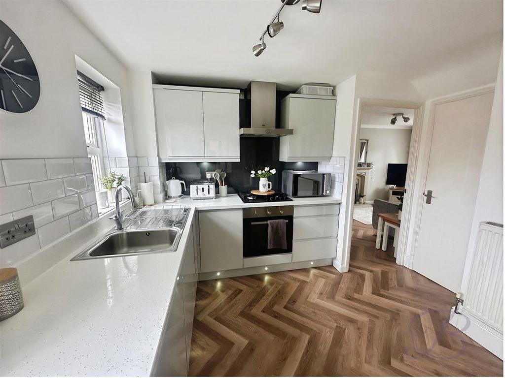 Property photo 2 of 22 10Bc8833-24.Jpg
