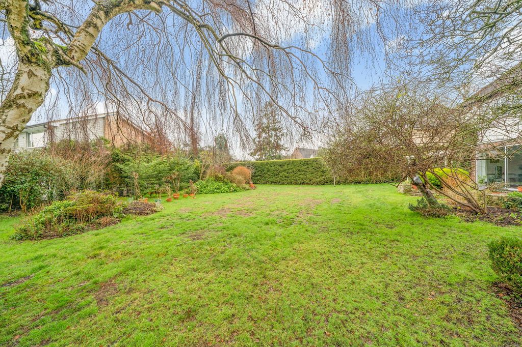 Property photo 2 of 19