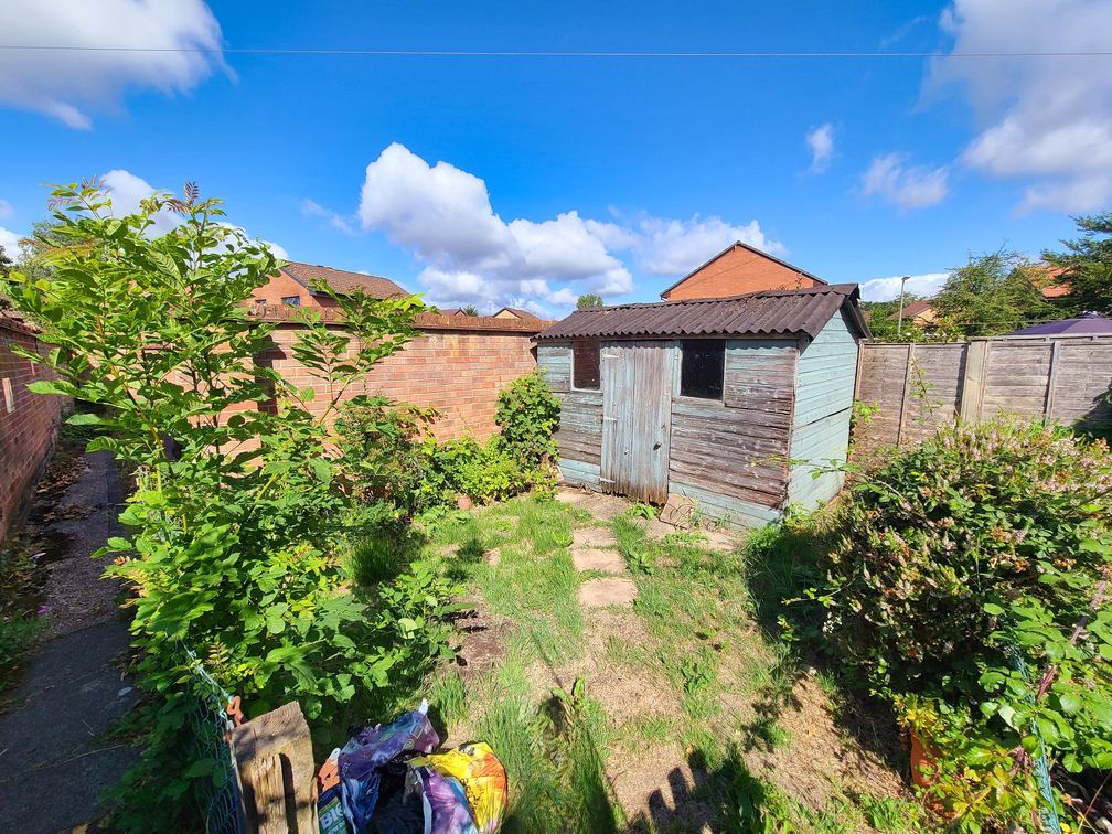 Property photo 2 of 18