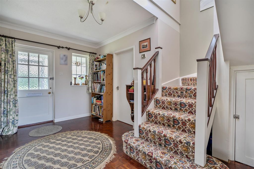 Property photo 2 of 19 Hall