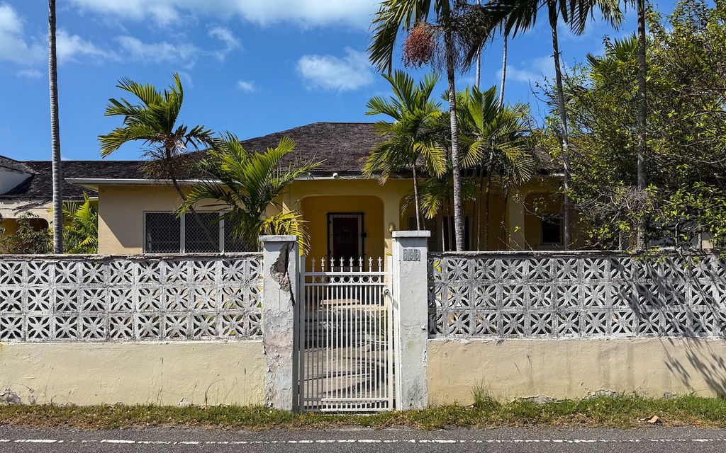 Property photo 2 of 7