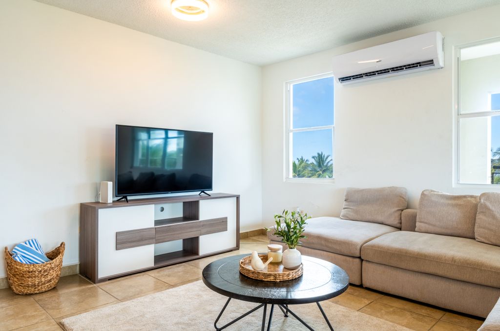 Property photo 2 of 67