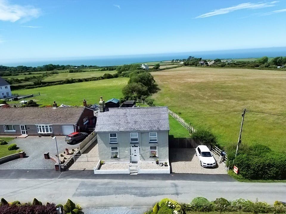 3 bed detached house for saleMaenygroes, New Quay SA45
