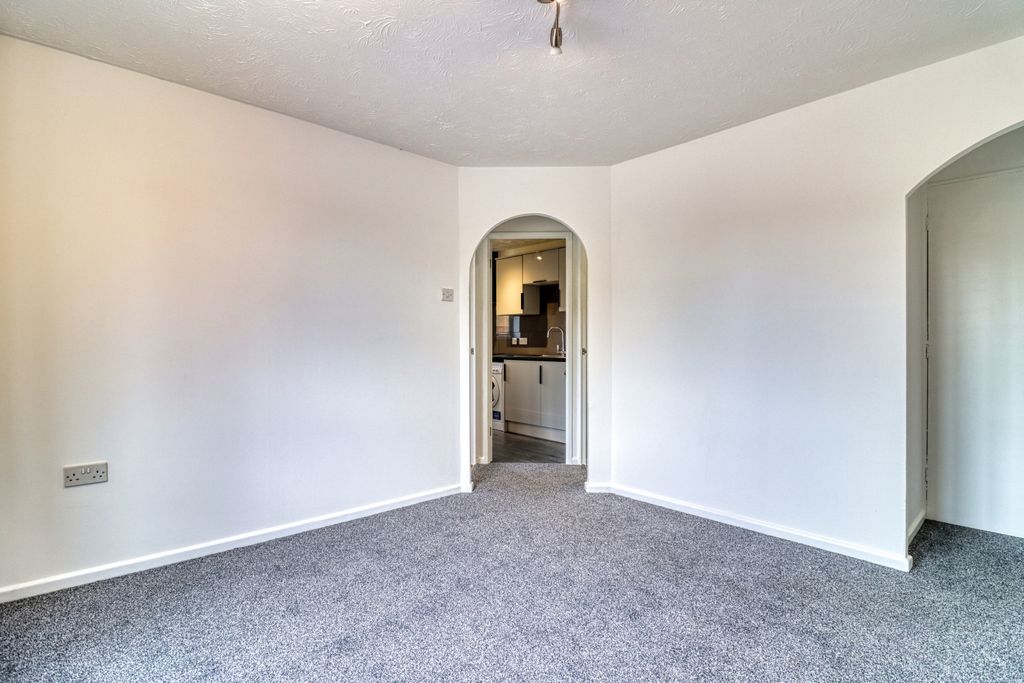 Property photo 3 of 7 Lounge - Diner