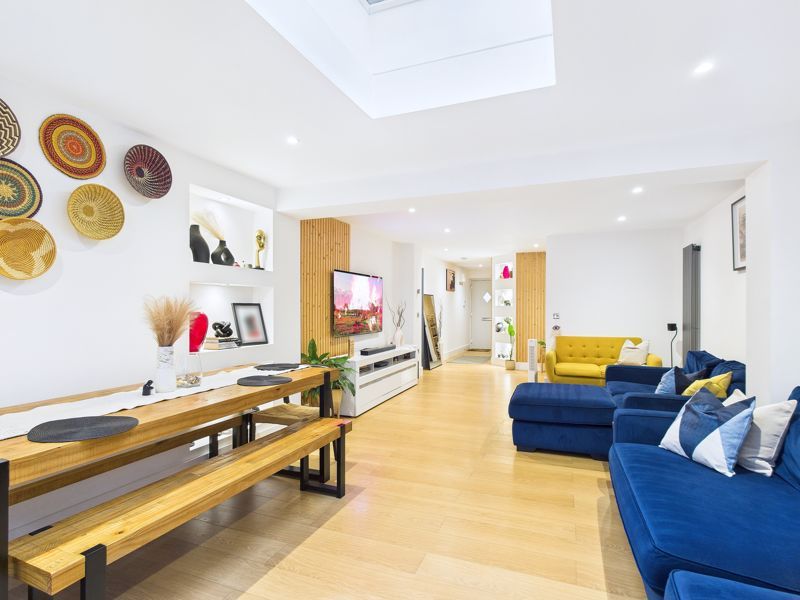 Property photo 3 of 26 Photo 13