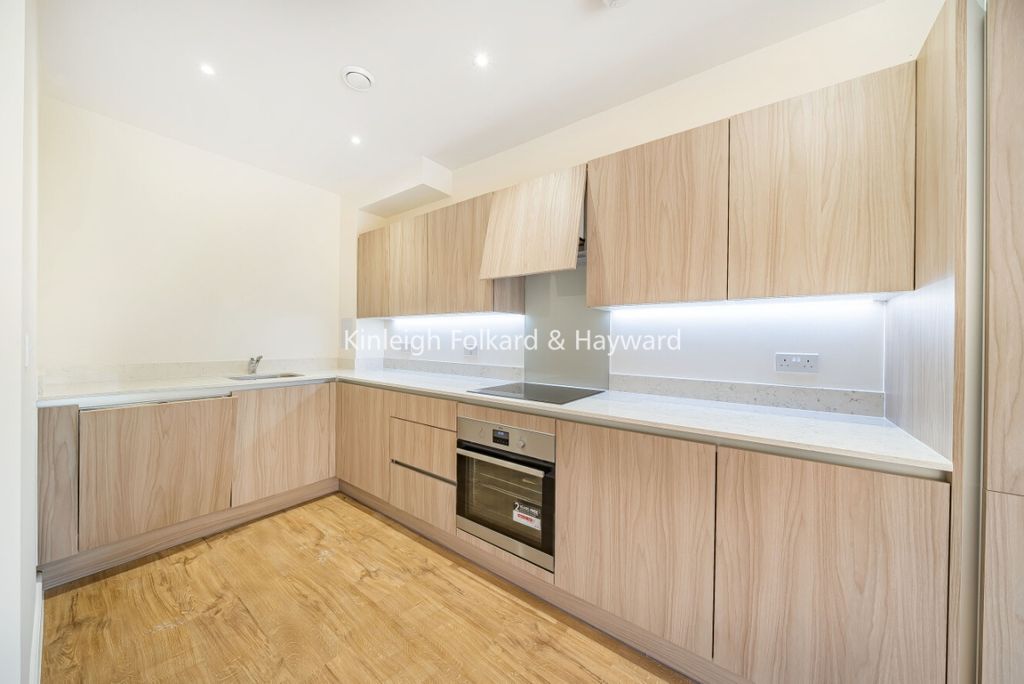 Property photo 1 of 14 B8B40834-6A59-4B16-8