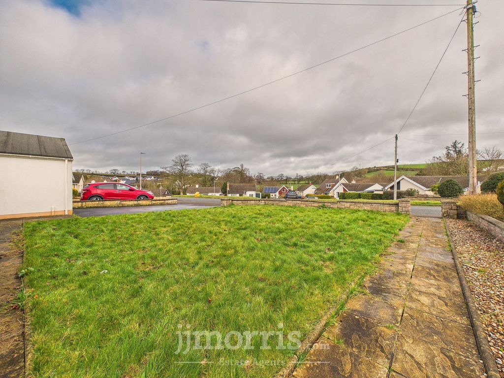 Property photo 3 of 47