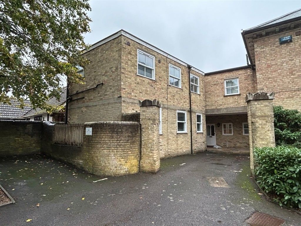 Property photo 1 of 11