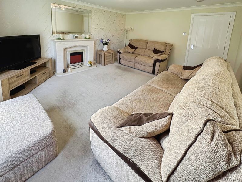 Property photo 3 of 10 Photo 10