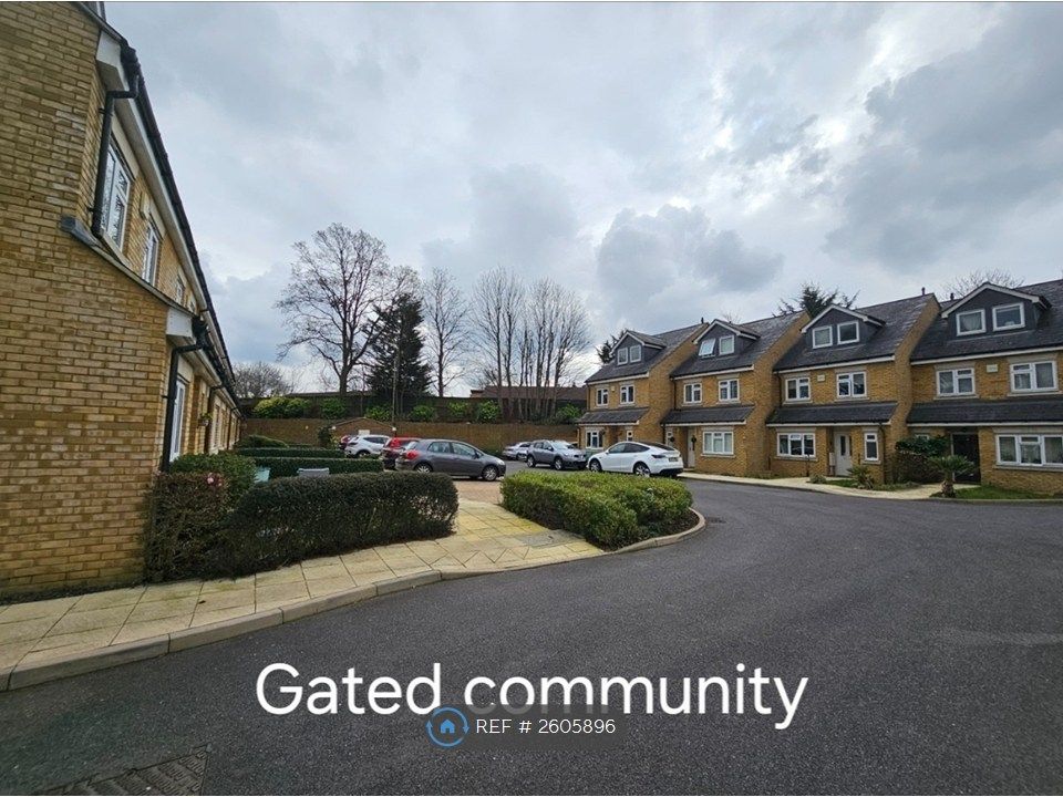 Property photo 2 of 8