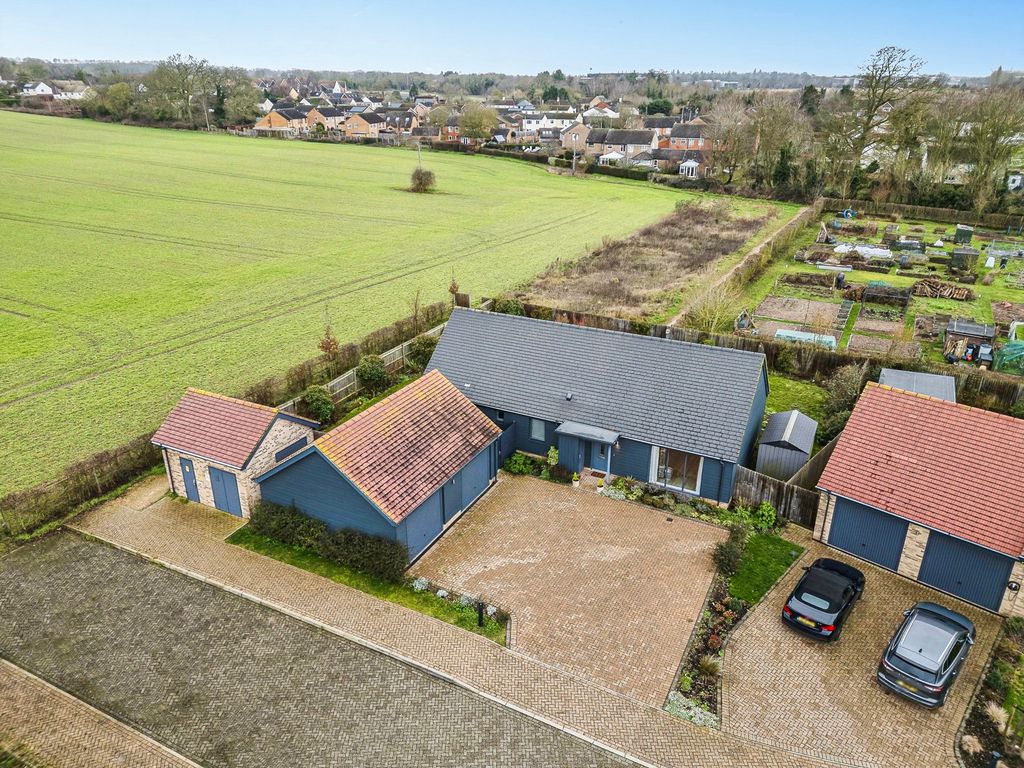 Property photo 2 of 20 Pbox-Img.Jpg