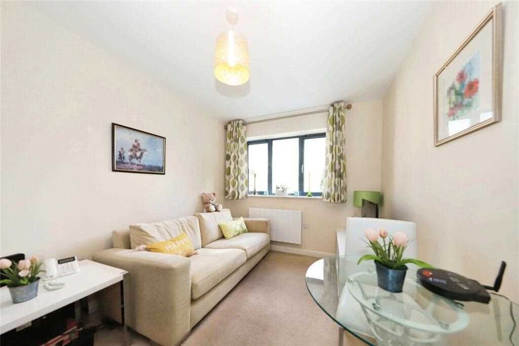 Property photo 3 of 8