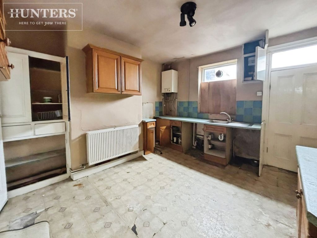 Property photo 3 of 8 Pbox-Img.Jpg