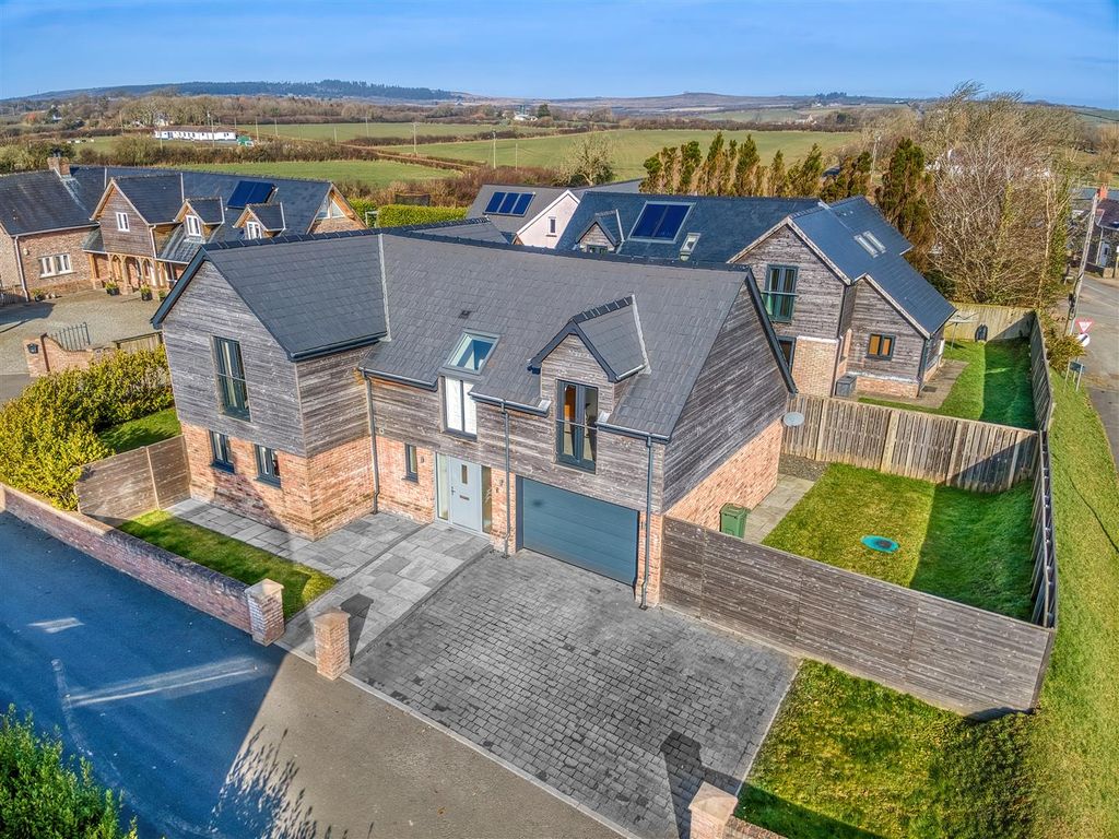 Property photo 1 of 42 Dji_0374_Hdr-Denoiseai-Clear.Jpg