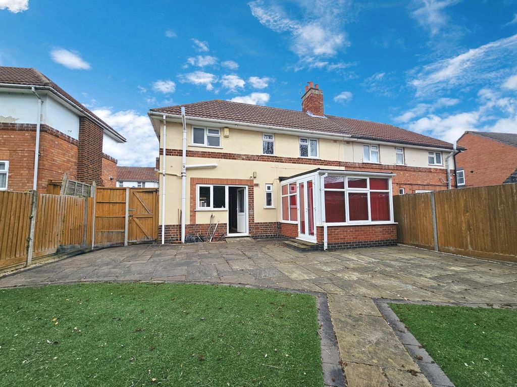 Property photo 2 of 11