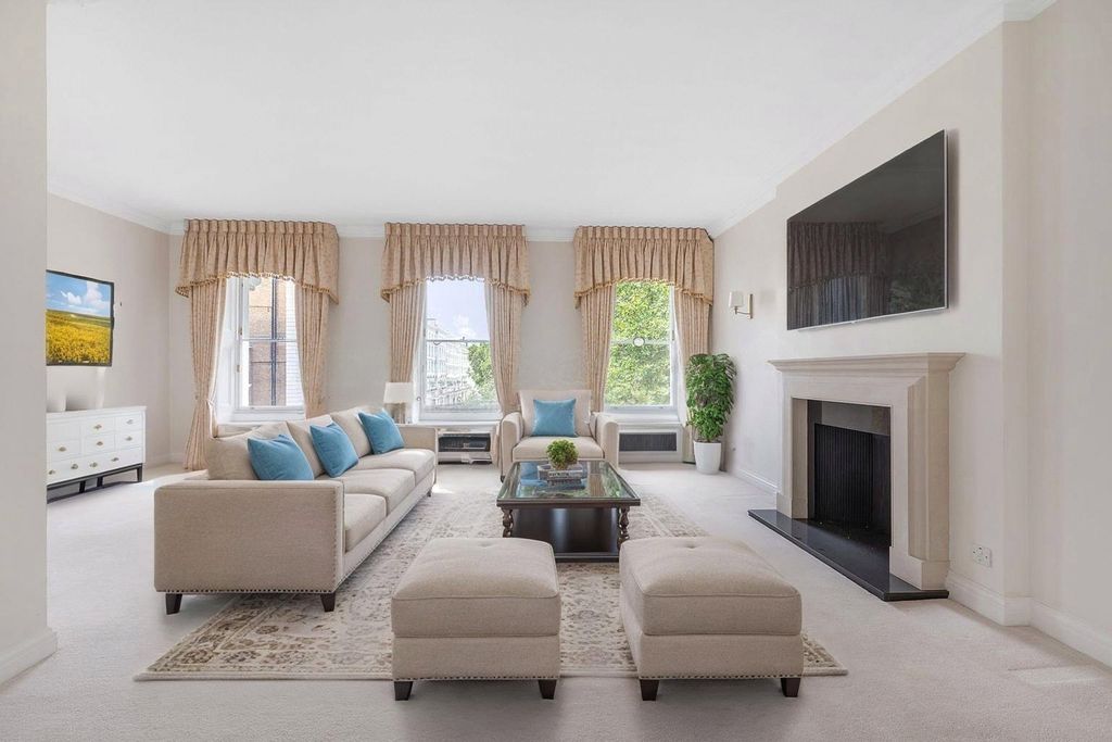 Property photo 2 of 10 Reception