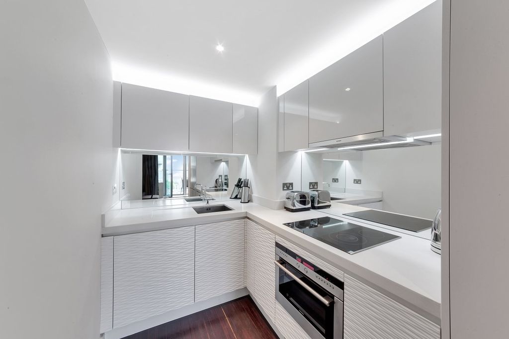 Property photo 1 of 8 Kitchen