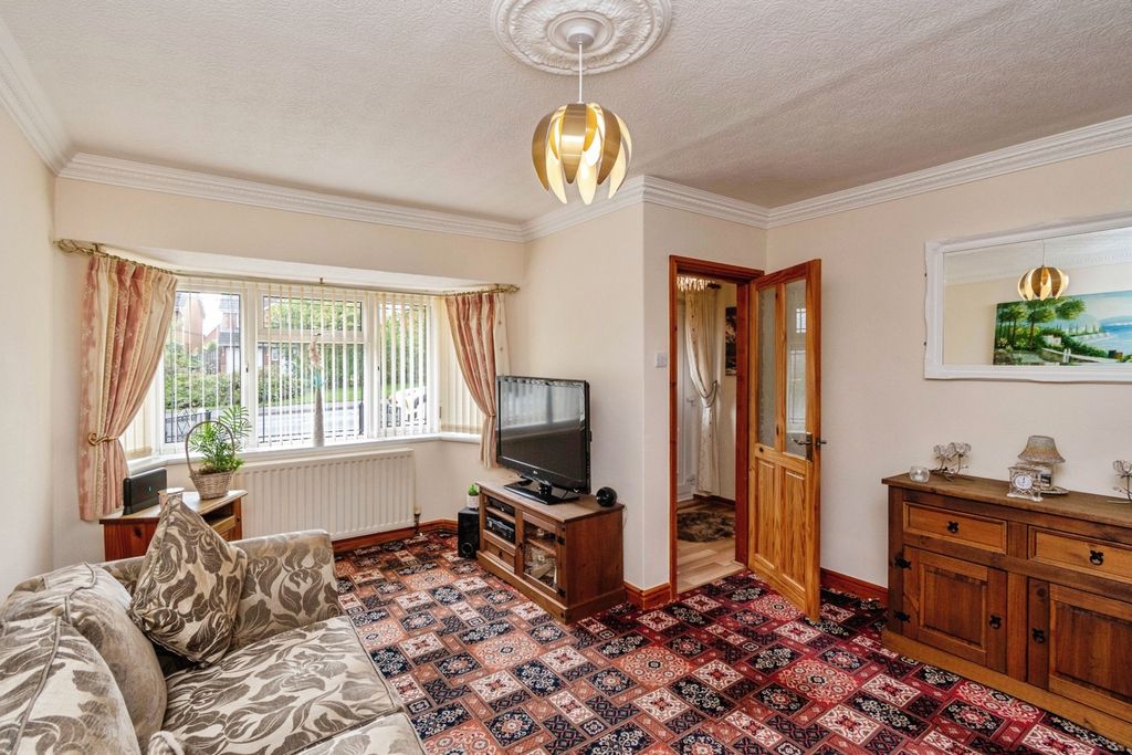 Property photo 2 of 20 Pbox-Img.Jpg