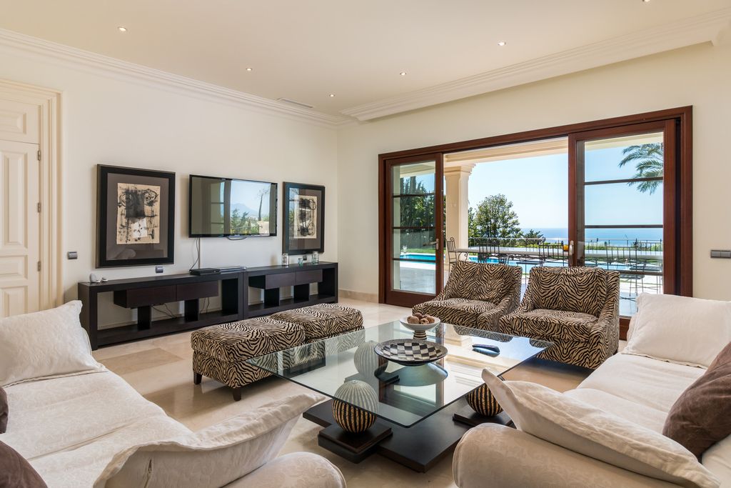 Property photo 3 of 24