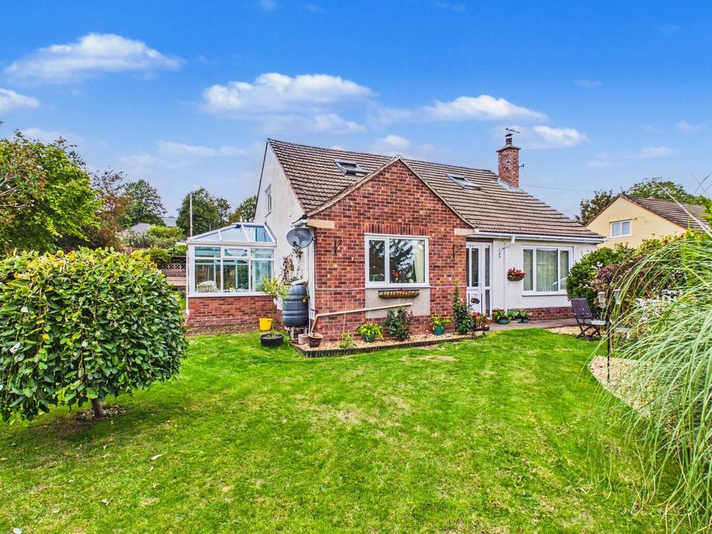 Property photo 1 of 28